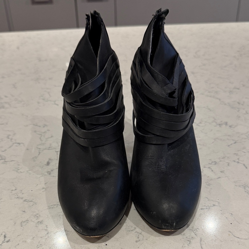Max Studio Black Ankle Booties. Size 7.5